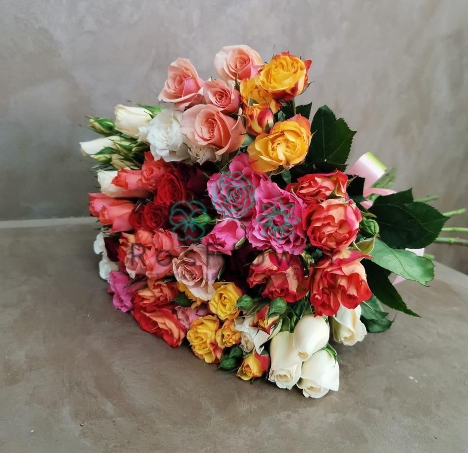 Букет цветов из: Розы в Зеленый Городок