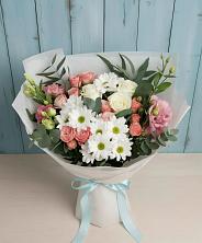 Букет цветов из:  Розы, Лизиантусы и Хризантемы в Зеленый Городок