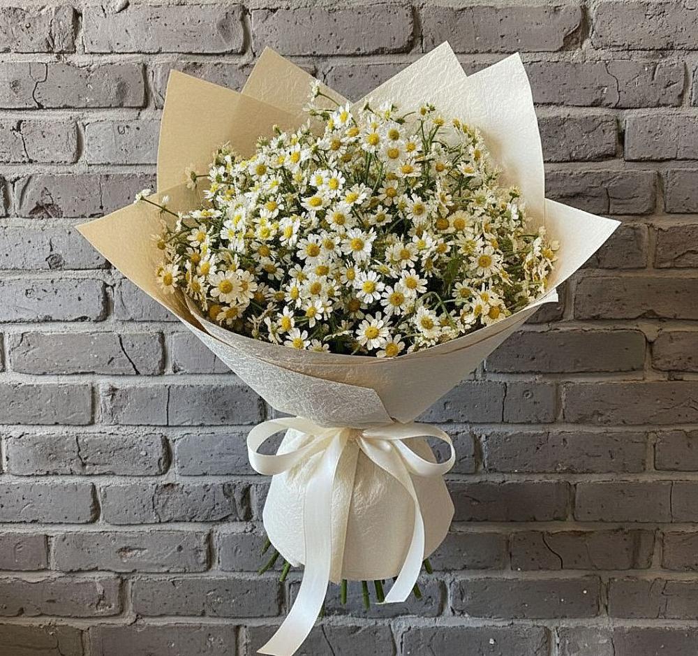 Букет цветов из: Ромашки в Зеленый Городок