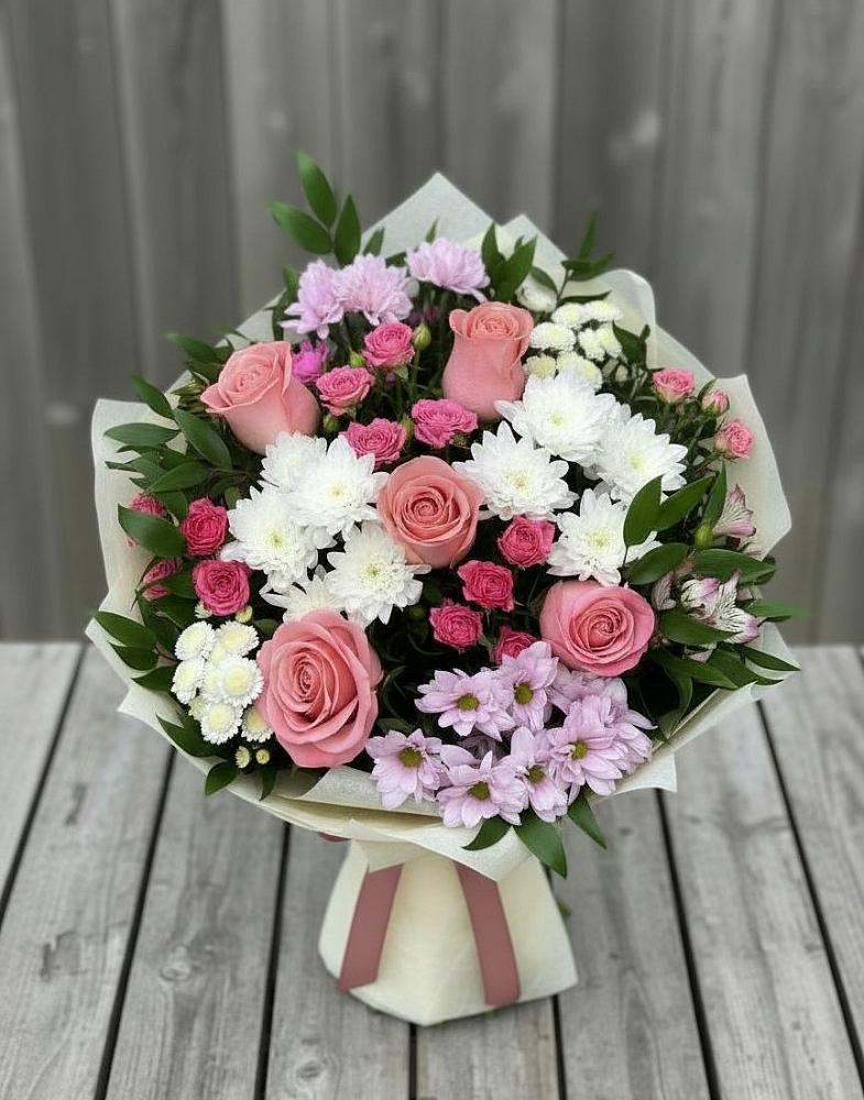 Букет цветов из: Альстромерии, Гвоздики, Розы и Хризантемы в Зеленый Городок