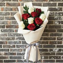 Букет цветов из:  Розы #REPLACE_PRED# Зеленый Городок