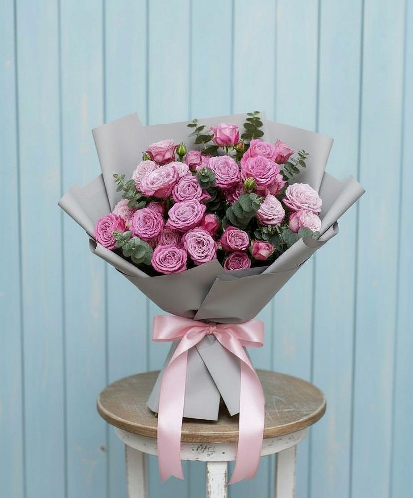 Букет цветов из: Розы в Зеленый Городок