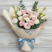 Букет цветов из:  Лизиантусы #REPLACE_PRED# Зеленый Городок