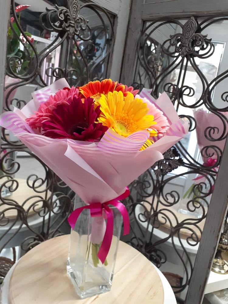 Букет цветов из: Герберы в Зеленый Городок