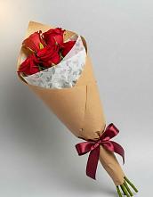 Букет цветов из:  Розы в Зеленый Городок