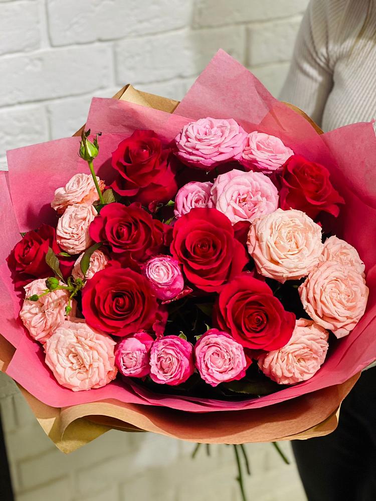 Букет цветов из: Розы в Зеленый Городок