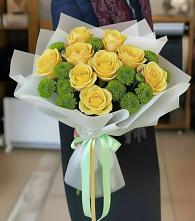 Букет цветов из:  Хризантемы и Розы #REPLACE_PRED# Зеленый Городок