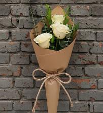 Букет цветов из:  Розы в Зеленый Городок