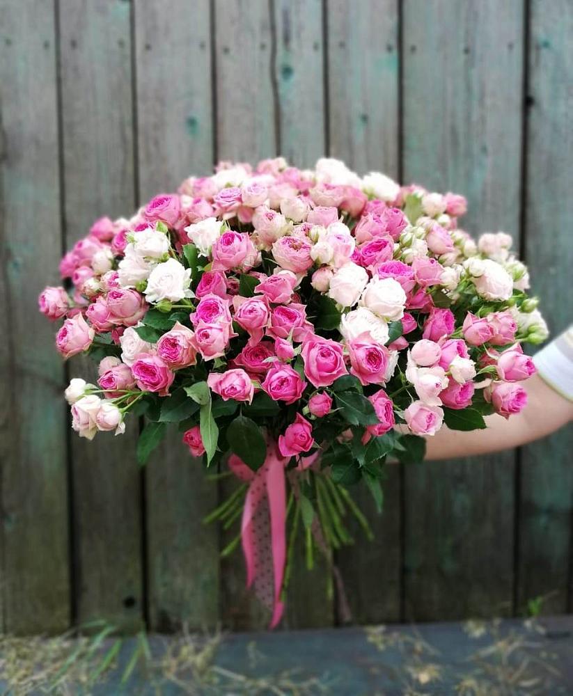 Букет Розовые кустовые розы Натали и Лав Лидия в Зеленый Городок