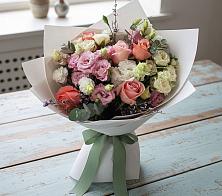 Букет цветов из:  Розы, Лизиантусы и Гвоздики в Зеленый Городок