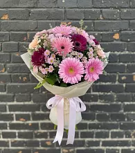 Букет цветов из:  Герберы и Хризантемы в Зеленый Городок