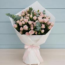 Букет цветов из:  Розы в Зеленый Городок