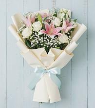 Букет цветов из:  Лилии в Зеленый Городок