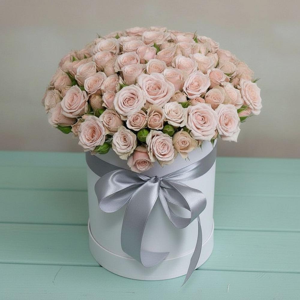 Цветочная композиция из Розы в шляпной коробке в Зеленый Городок