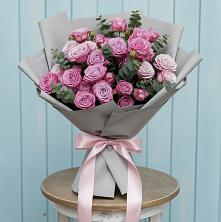 Букет цветов из:  Розы в Зеленый Городок